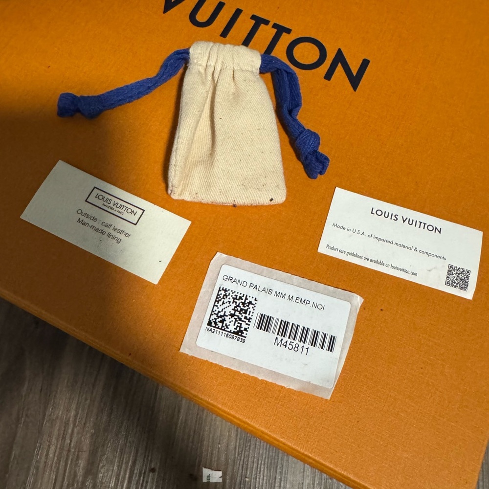 Louis Vuitton Grand Palais - Picture 9 of 11